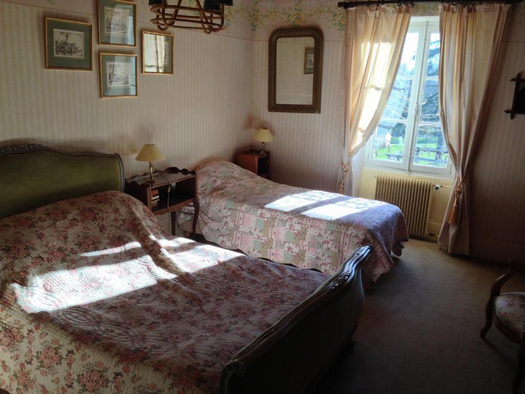 Bed and Breakfast Domaine De Vilotte Ardenais Zimmer foto